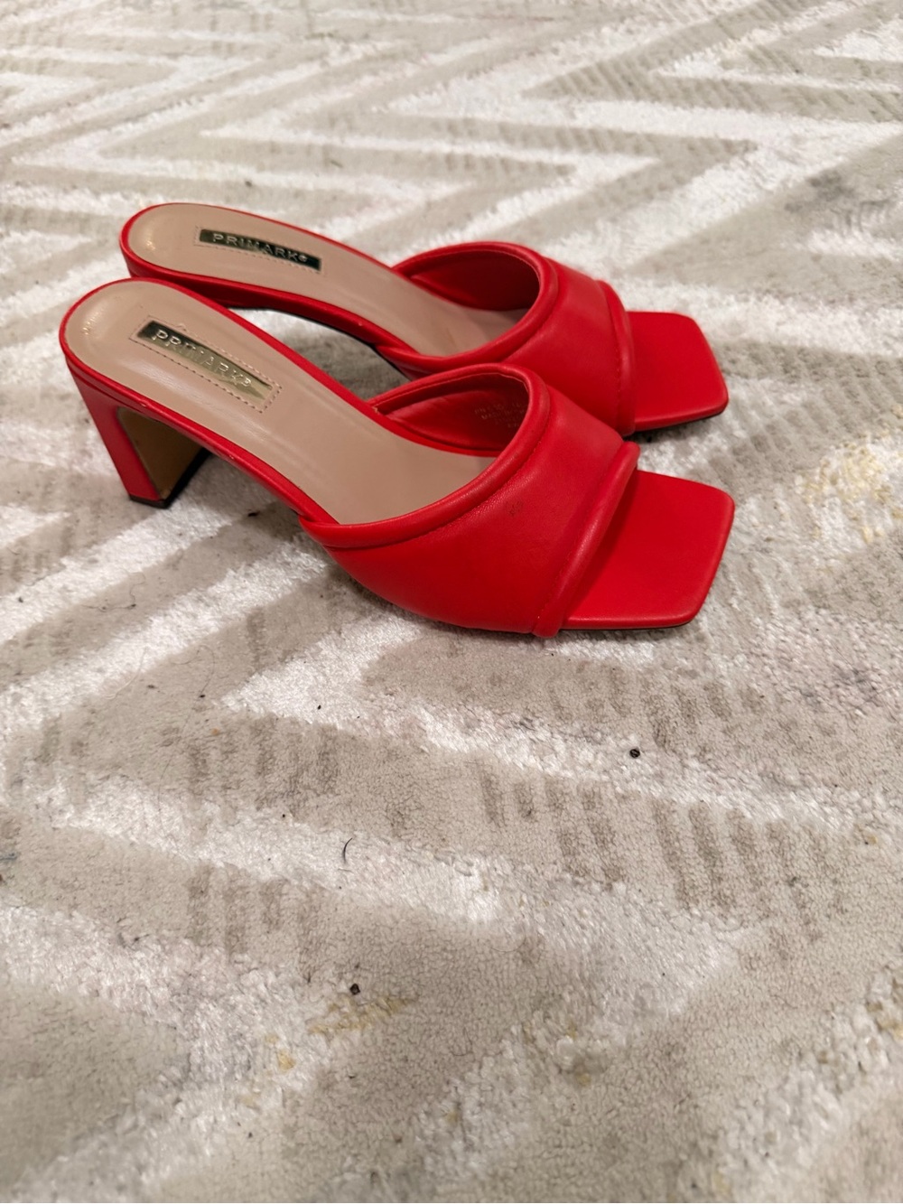 Primark Red Square-Toe Block Heel Mules - Picture 3 of 3